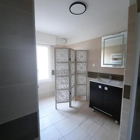 Les Geraniums Blancs 3 Etoiles Apartament Jonzac